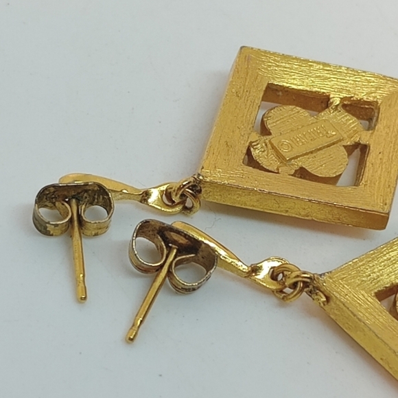 * vintage Crown Trifari L'Orient post earrings - Picture 5 of 5